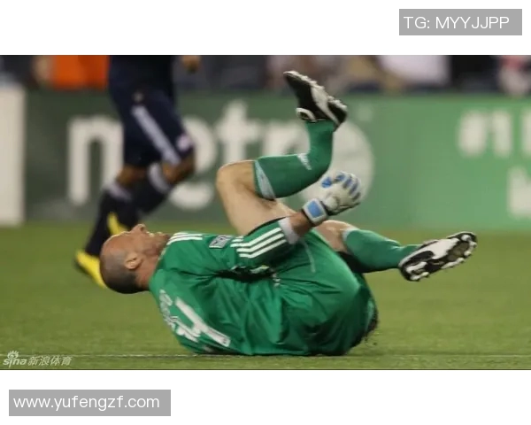 断腿的足球明星重生之路：从痛苦到荣耀的逆袭历程